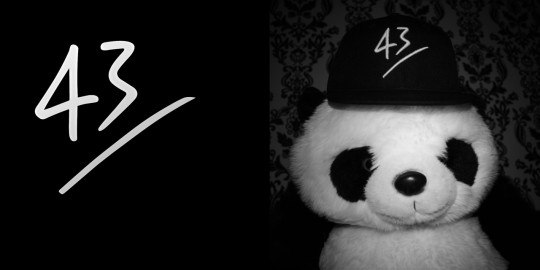 07_sneakerb0b