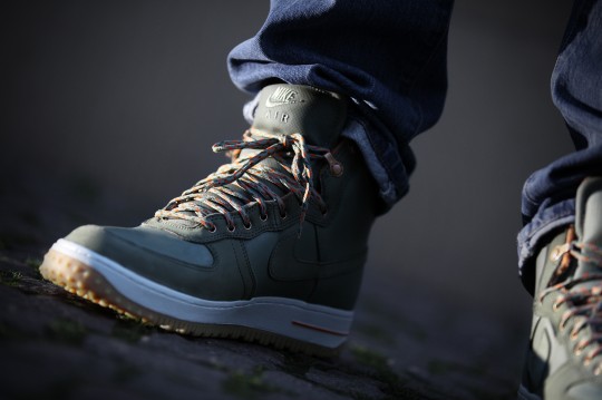 Nike Air Force 1 DCNS olive / orange Nike Air Force 1 DCNS olive / orange