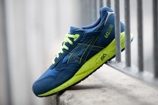 asics-gel-saga-navy-yellow