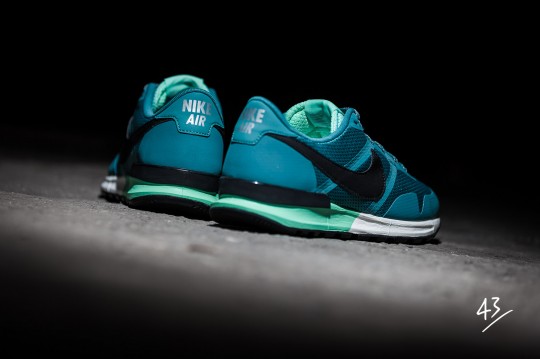 nike-pegasus-8330-mineral-teal-3