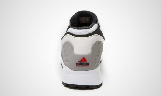 adidas-cushion-D67568-red-05