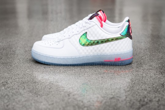 Nike Air Force 1 Comfort Premium QS “Hyper Punch”