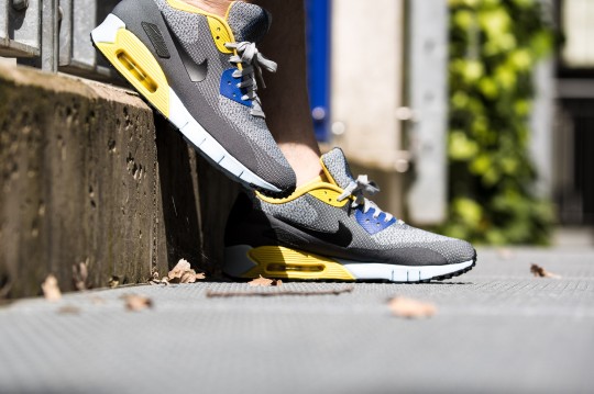 nike-airmax90-qs-paris-2