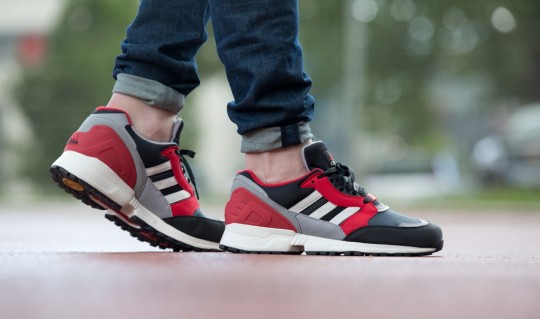 adidas-cushion-schwarz-rot-03