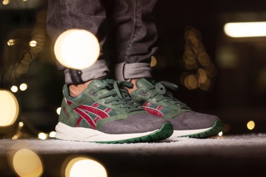 ASICS_XMASPACK_GSgreen_onfeet_7