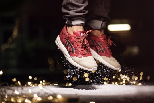 ASICS_XMASPACK_GSred_onfeet_12