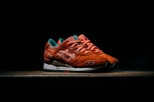 asics-gellyte3-wmns-waterproof-orange-1