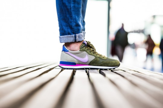 nike-629684-303-wmns-internationalist-green-1