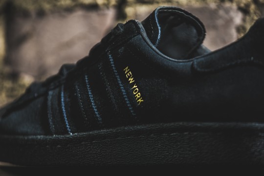 adidas-b32737-superstar-80s-city-series-black-3