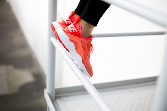 nike-wmns-air-huarache-run-ultra-819151-800-4