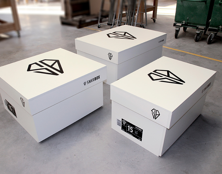 snkrbox_white_details1