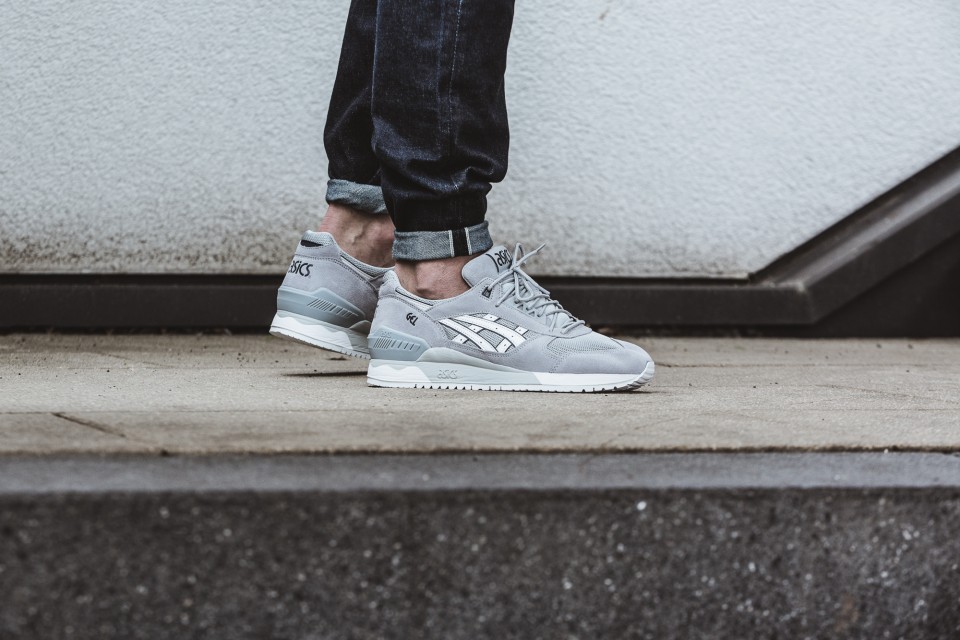 asics-HN6A1-1301-gel-respector-4