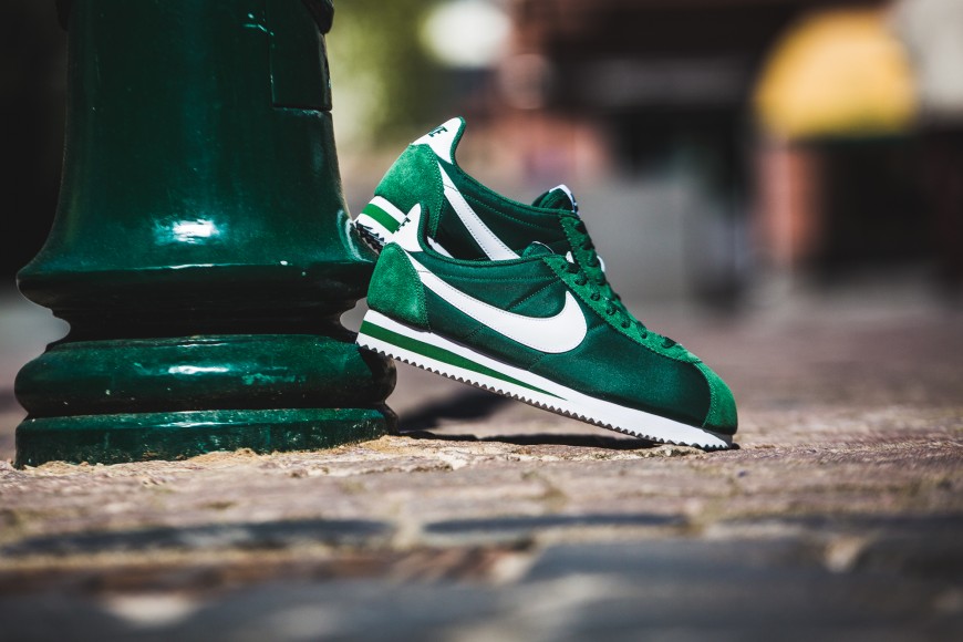 nike-532487-311-classic-cortez-nylon-green-1