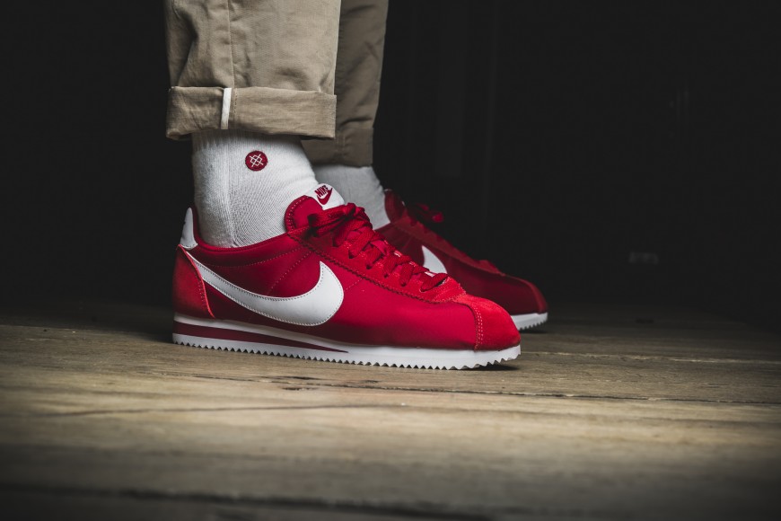 nike-classic-cortez-nylon-807472-611-1
