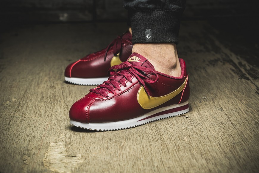 nike-wmns-classic-cortez-leather-807471-671-1
