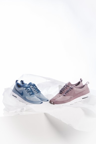 nike-wmns-air-max-thea-pack-pantone-12