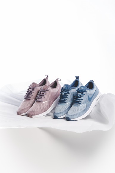 nike-wmns-air-max-thea-pack-pantone-2