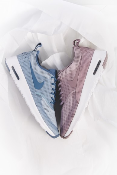 nike-wmns-air-max-thea-pack-pantone-7