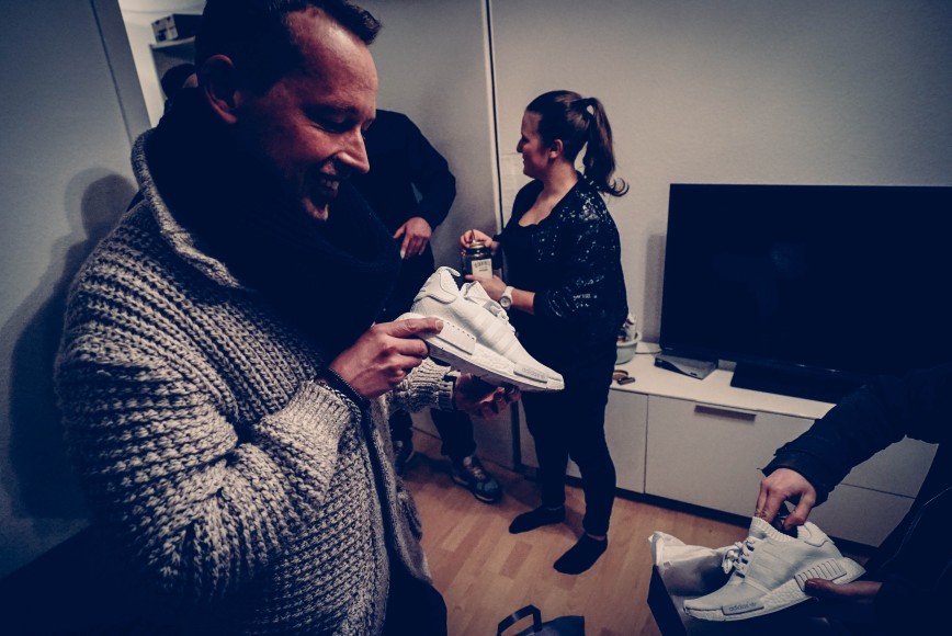 nmd_handover-22