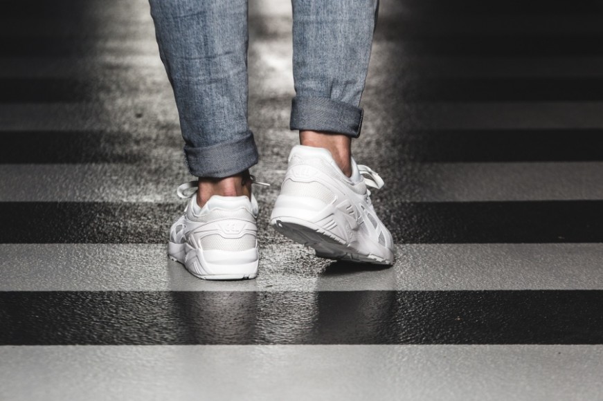 asics-gel-kayano-trainer-white-hn6a0-0101-mood-2