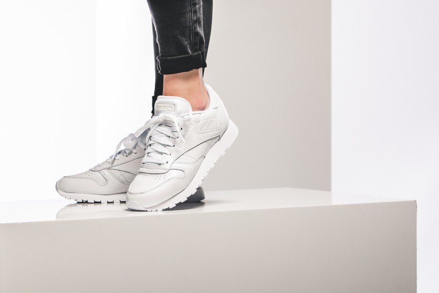 reebok-bd4420-wmns-classic-leather-pearlized-1
