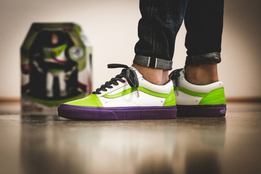vans-VA31Z9M4X-old-skool-buzz-toy-story-1