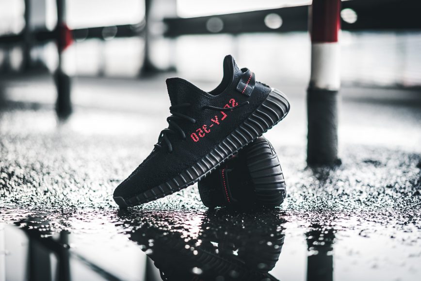 adidas-CP9652-yeezy-boost-350-v2-black-1