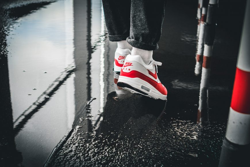 nike-908375-100-air-max-1-og red-6
