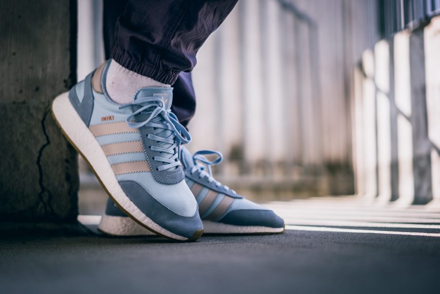 adidas-bb2099-iniki-runner-1