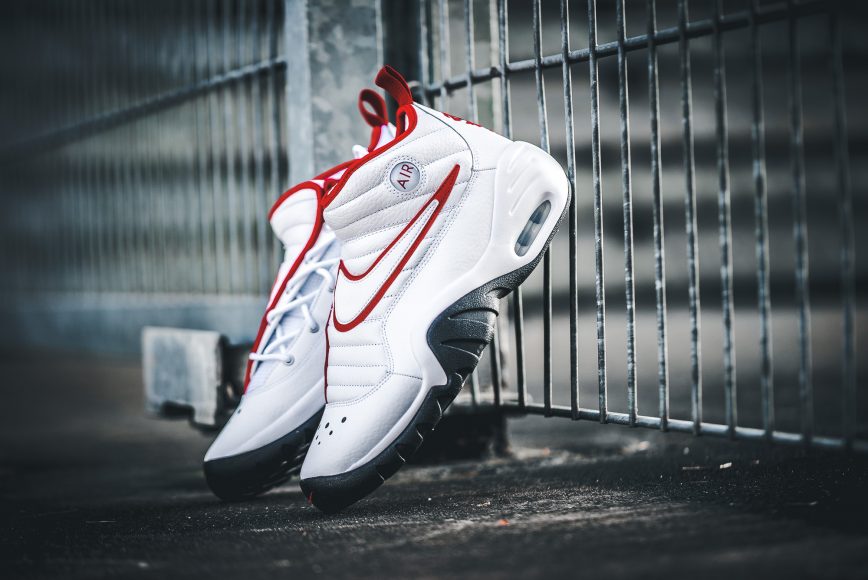 nike-880869-100-air-shake-ndestrukt-white-2