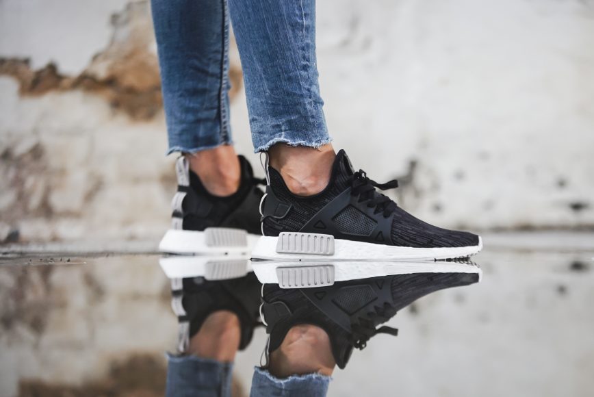 adidas-bb2370-wmns-nmd-xr1-pk-1