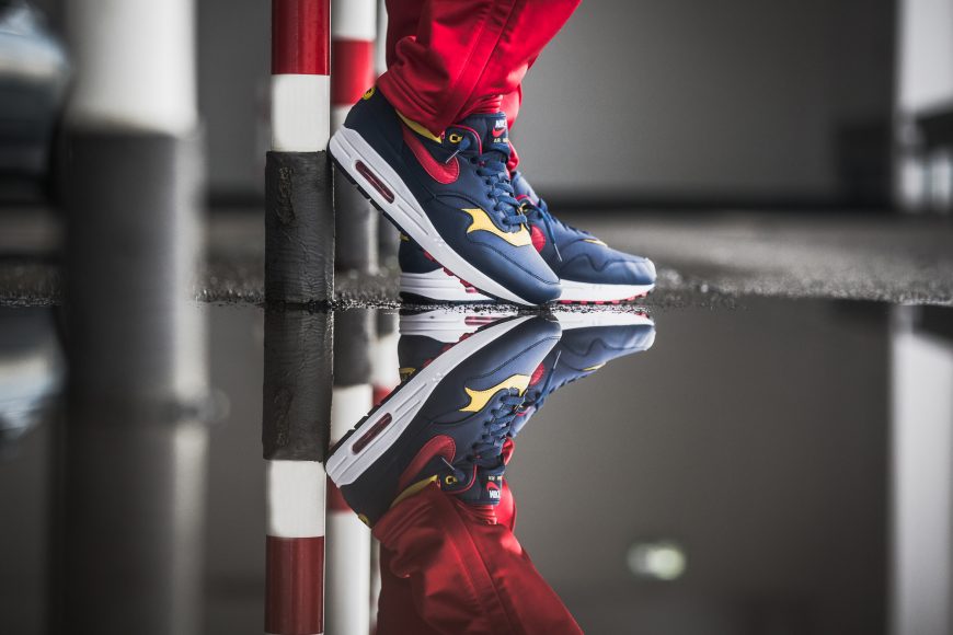 nike-875844-403-air-max-1-premium-7