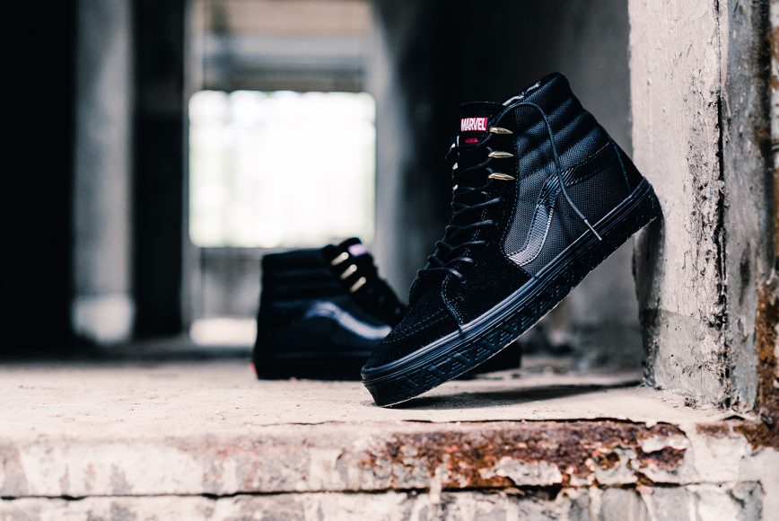 vans-VA38GEUBH-marvel-sk8-hi-black-panther-12