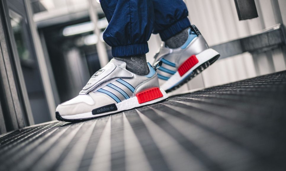 adidas-micropacer-x-r1-never-made-silber-blau-g26778-mood-1
