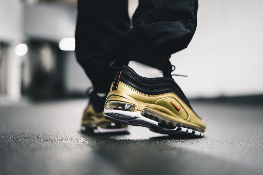 nike-at5458-002-air-max-97-qs-7