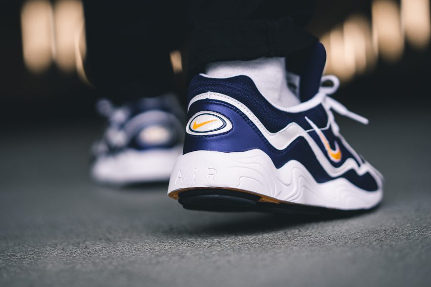 nike-BQ8800-400-Air-Zoom-Alpha-4