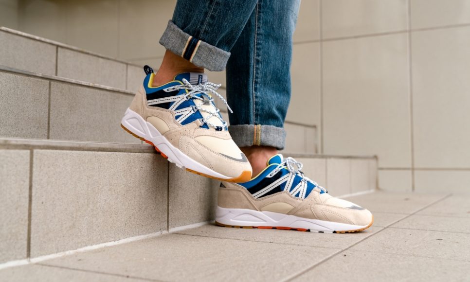 karhu-fusion-20-spring-festival-pack-beige-blau-f804050-mood-1