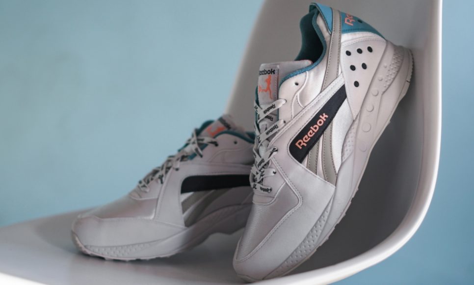 reebok-pyro-weiss-cyan-dv5874-mood-1