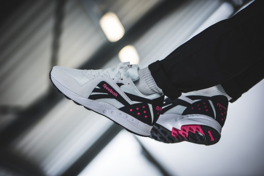 reebok-pyro-weiss-schwarz-dv4848-mood-1