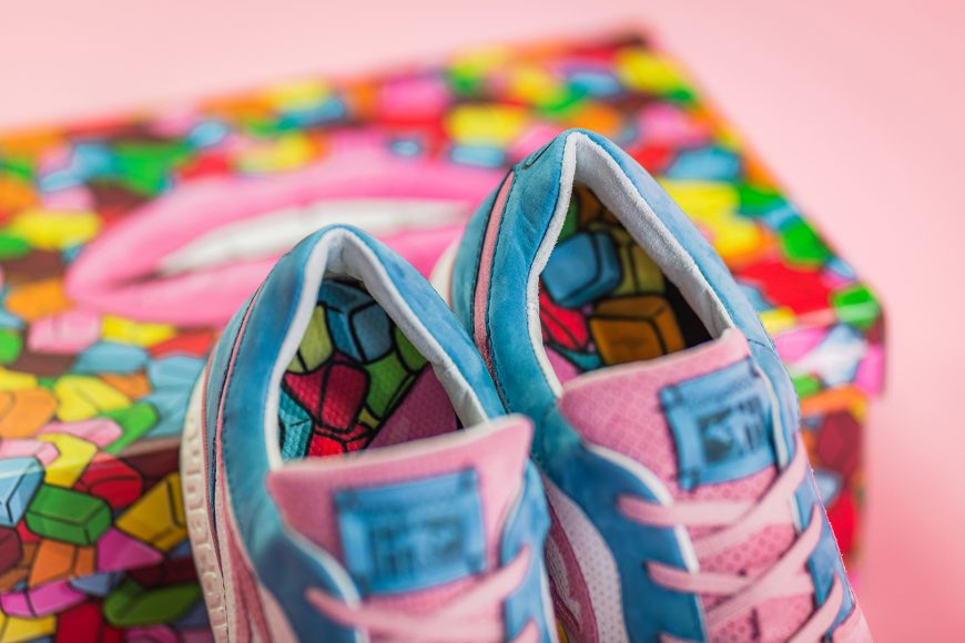 kangaroos-4702s-000-0030-sneakerholics-bubblegum-7