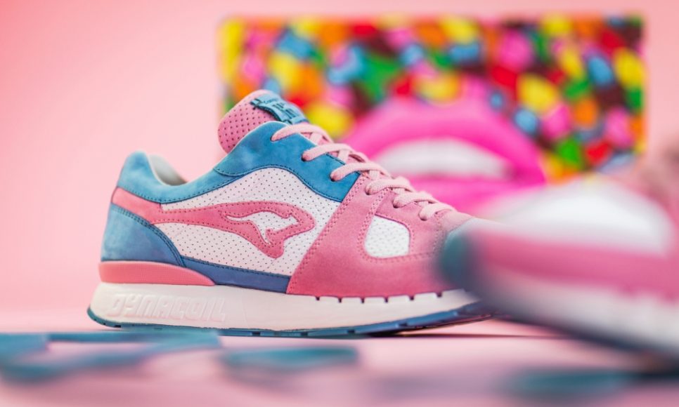 kangaroos-x-sneakerholics-coil-r1-bubblegum-4702s-000-0030-mood-2