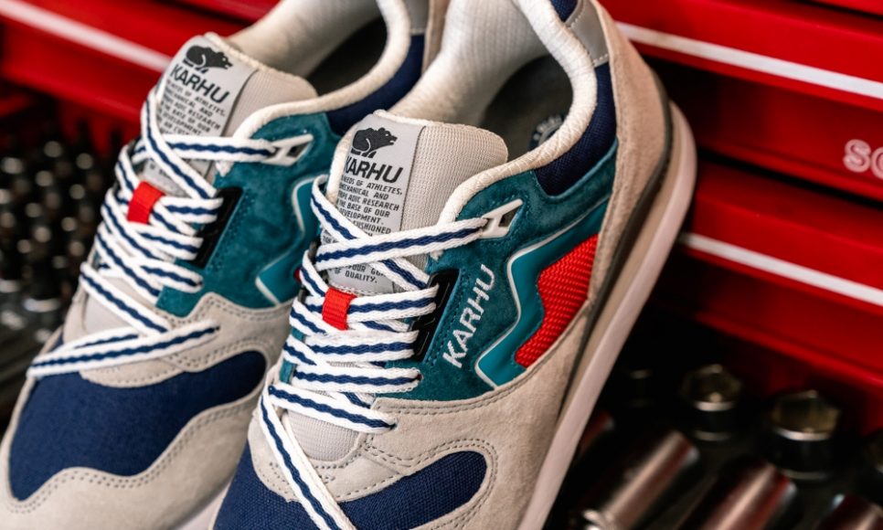 karhu-synchron-classic-rally-pack-f802643-mood-2