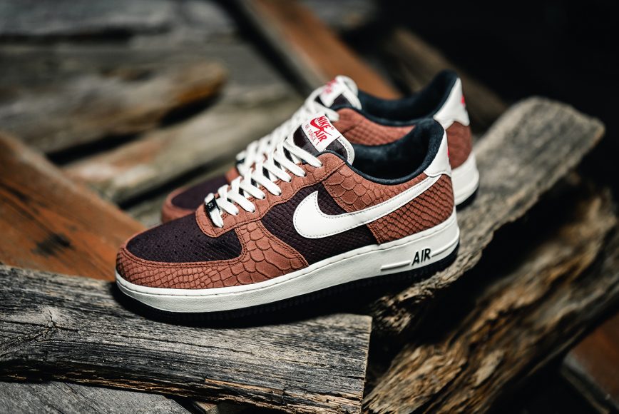 Nike-CV5567-200-Air-Force-1-PRM-Red-Bark-6
