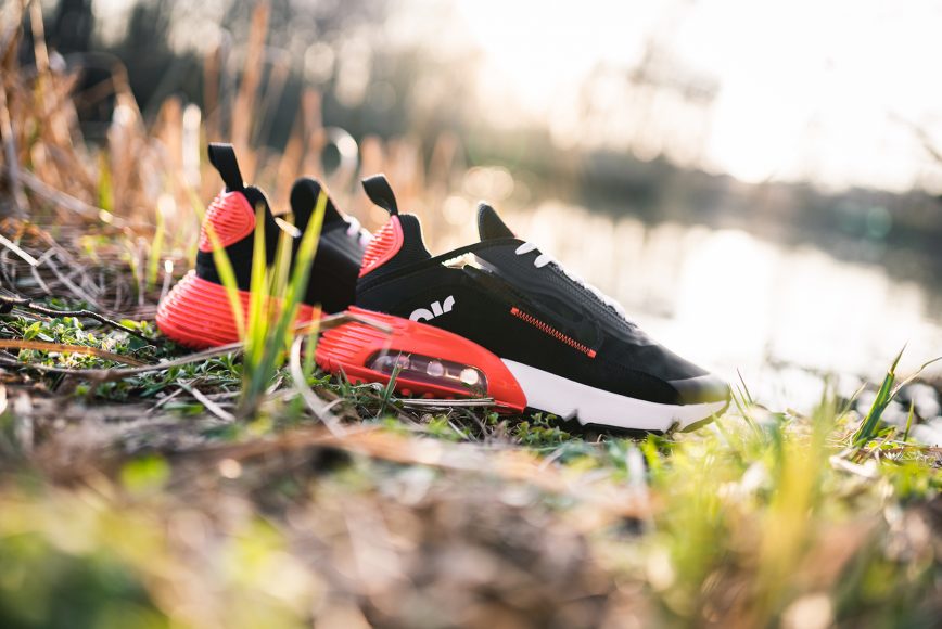 Nike-CU9174-600C-Air-Max-2090-Reverse-Duck-Camo-2