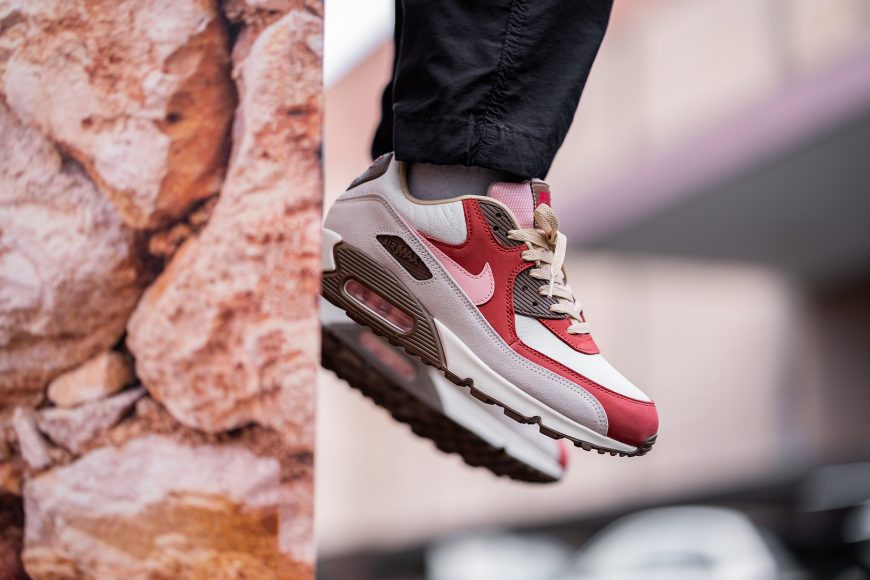 Nike-CU1816-100-Air-Max-90-NRG-Bacon-7