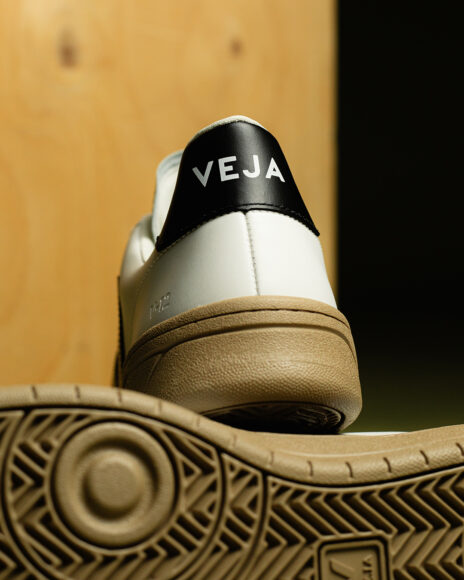 VEJA_XD0203640B430_V-12_Leather-4