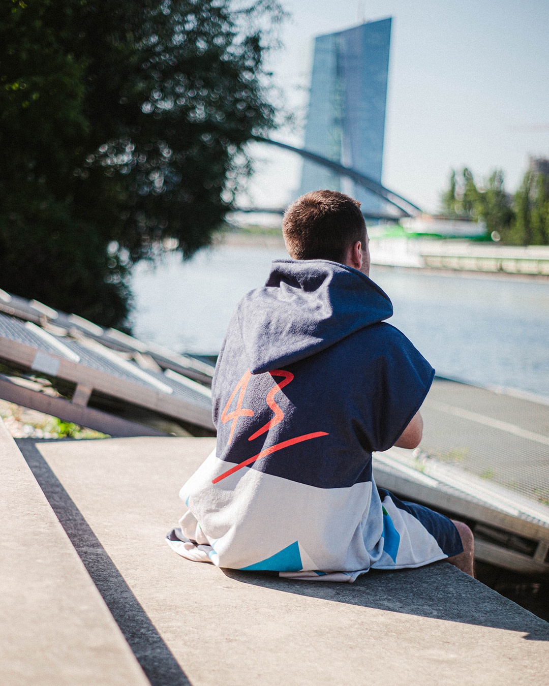 43einhalb-Adidas-43-SP-Poncho-Feed-03