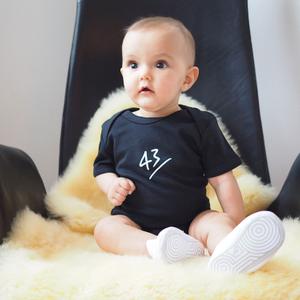 Baby Bodysuit Strampler (schwarz / weiß)