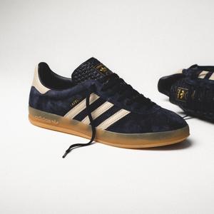 Gazelle Indoor (blue / beige)
