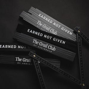 x The Grail Club Zollstock”